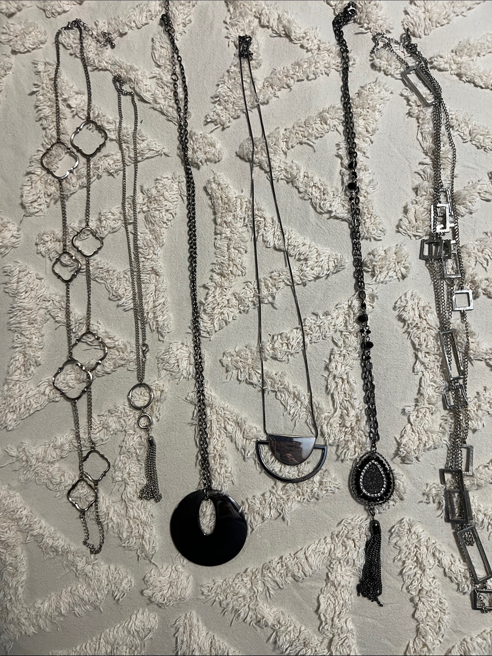 Silver-Tone Mixed Pendant Necklace Set - Modern Layering Styles